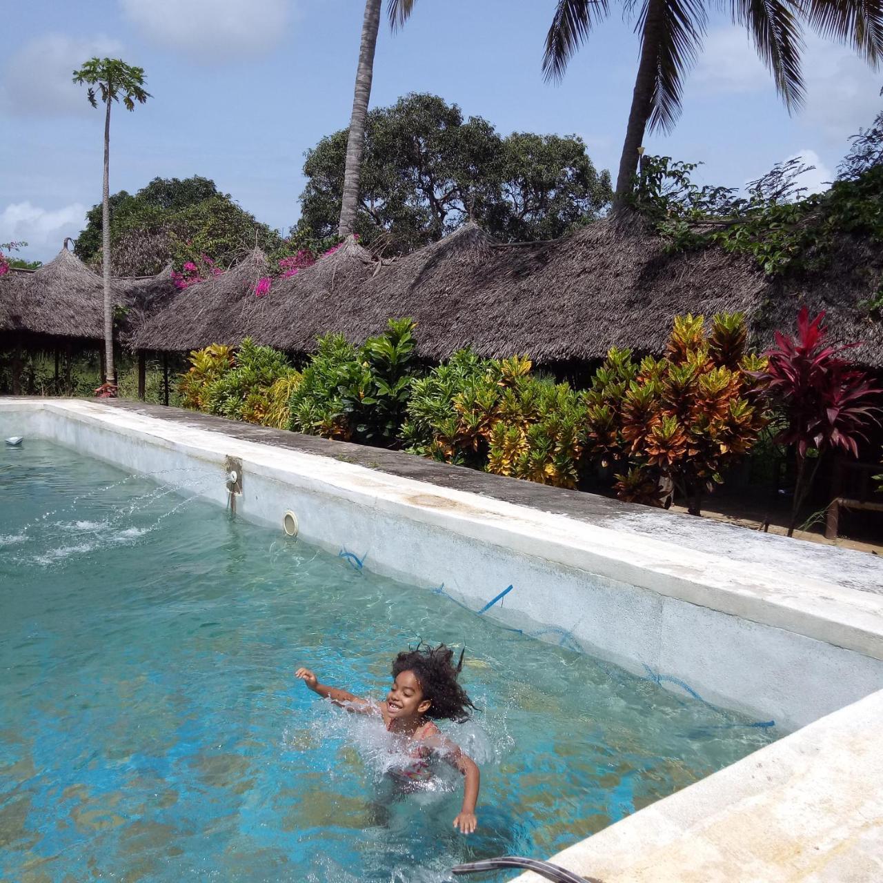 Travellers Inn Resort Malindi Kijiwetanga Esterno foto