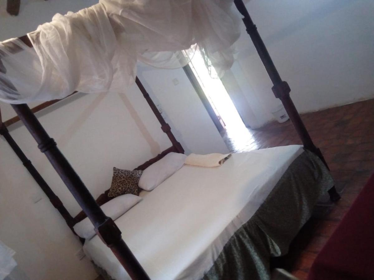 Travellers Inn Resort Malindi Kijiwetanga Esterno foto